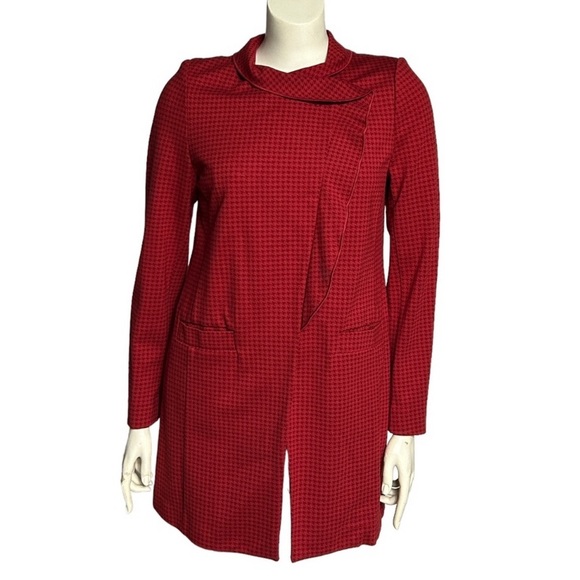 CAbi 3546 Celebration Houndstooth Red Ponte Long Jacket Coat Front Ruffle Large - Picture 9 of 16